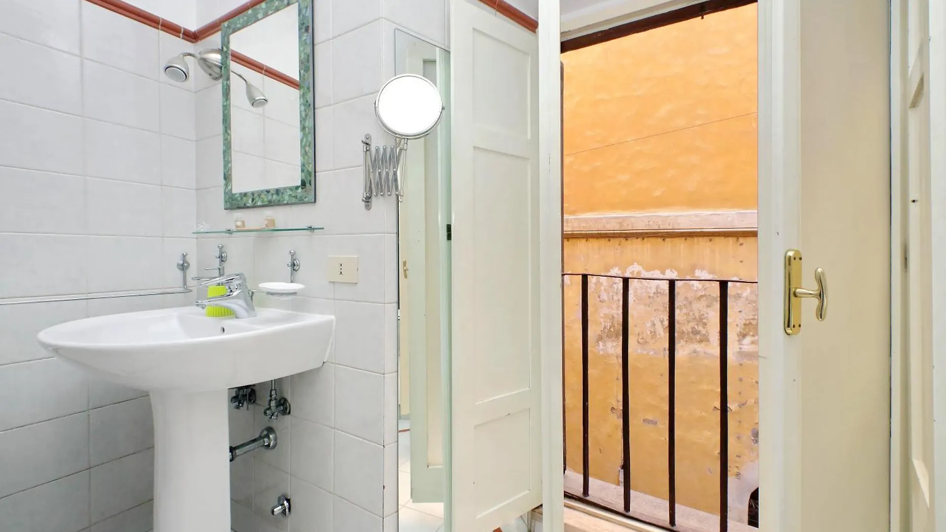 Cappellari37 Apartment Rome